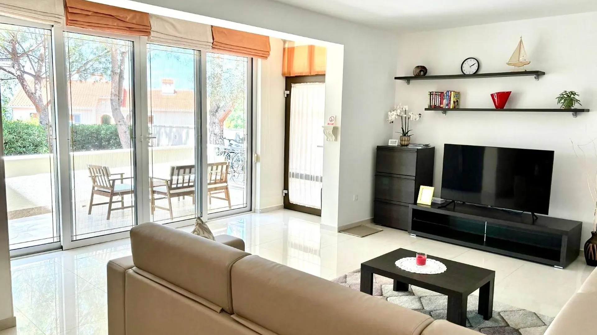 Delux 4 Stars Apartment Ariadne - 1 Min From Beach Soline